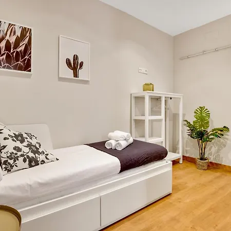 Modern & Quite At Larios Apartment Malaga