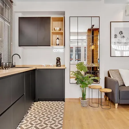 Apartment Modern & Quite At Larios *